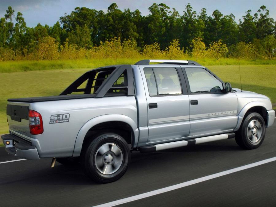  Chevrolet S-10 Crew Cab 2008 года  (BR) (фото 21 из 30)